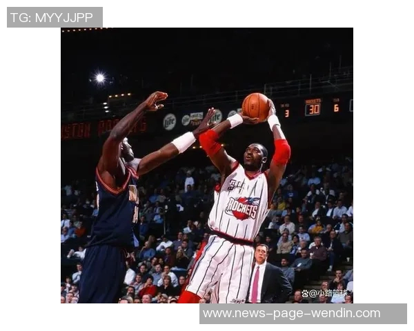 奥拉朱旺称赞文班独特投篮技巧难以防守旋转多样性令人惊叹 奥拉朱旺称赞文班独特投篮技巧难以防守旋转多样性令人惊叹