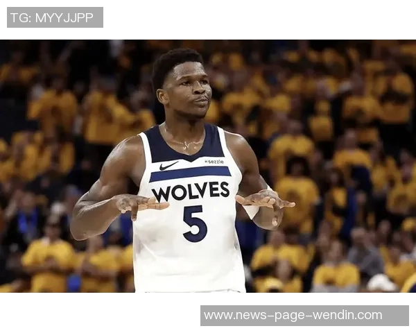 爱德华兹三分失准却狂砍33分16罚14中展现疯狂冲击力 爱德华兹三分失准却狂砍33分16罚14中展现疯狂冲击力